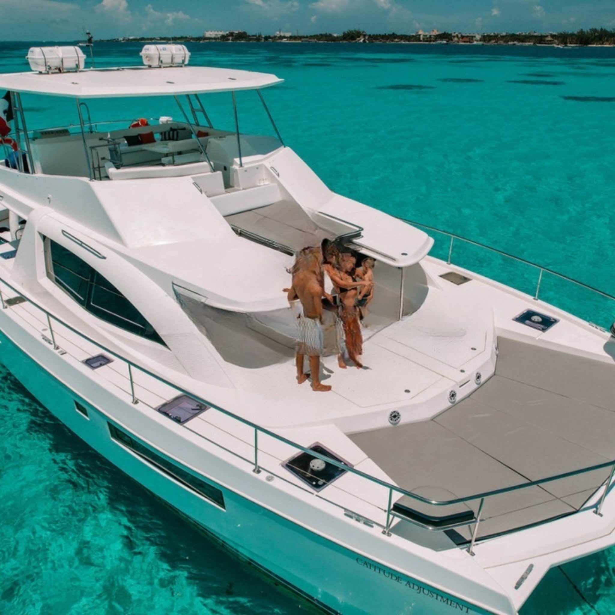 TRUCO III - 51 ft PowerCat |PLATINUM BAR| DEPARTURE TIME: 09:00 AM - Beyond the Experience® - Catamaran